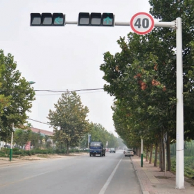 新乡市交通信号灯厂家_道路信号灯施工_红绿灯厂家_价格