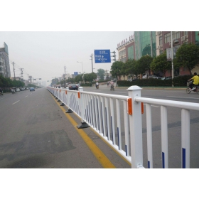 新乡市市政道路护栏工程